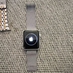 Apple Smartwatch with Silver Mesh Band